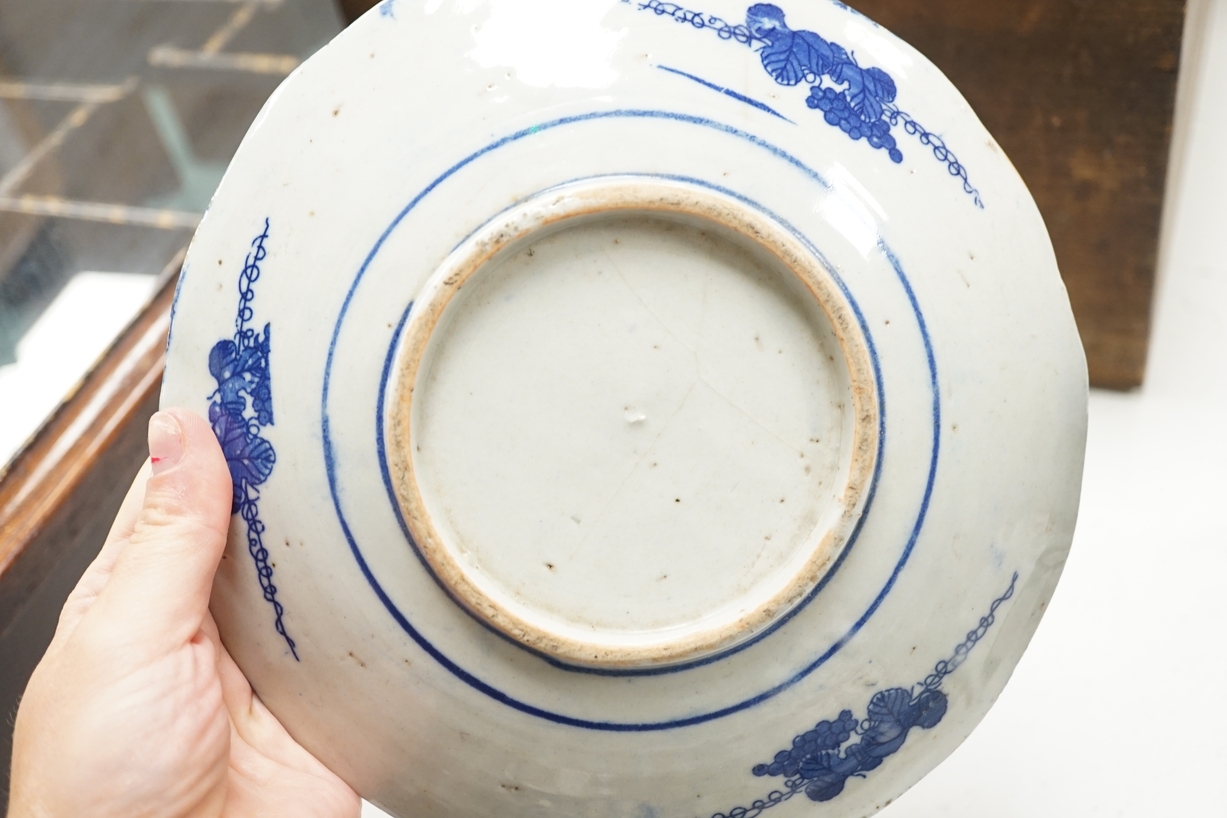 A Japanese bronze and mixed metal tripod vessel, a pair of 19th century Japanese Imari scalloped bowls, 22.5 cm diameter and a blue and white plate